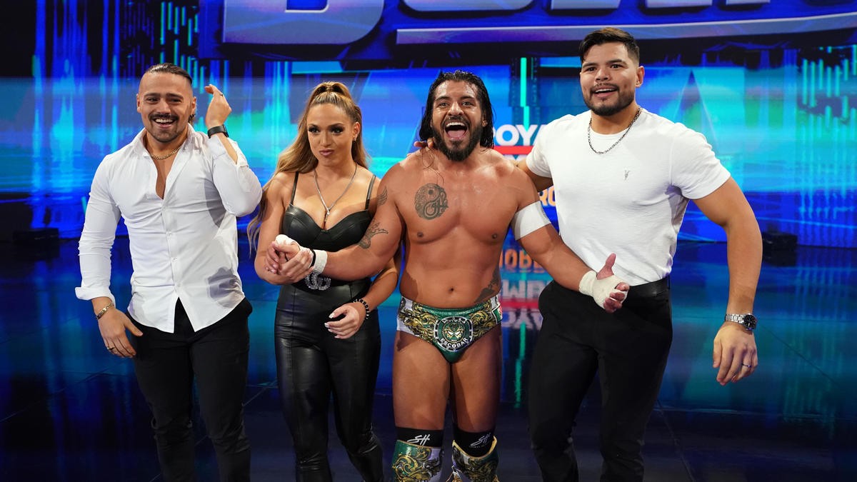 Elektra Lopez Se Une A Legado Del Fantasma En El Ltimo Episodio De Wwe