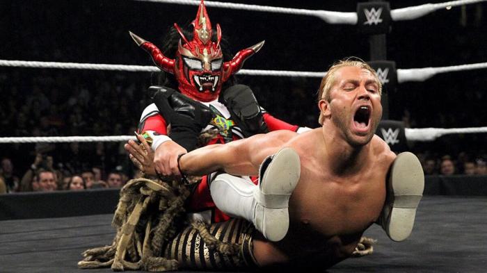 Jushin Thunder Liger vs. Tyler Breeze