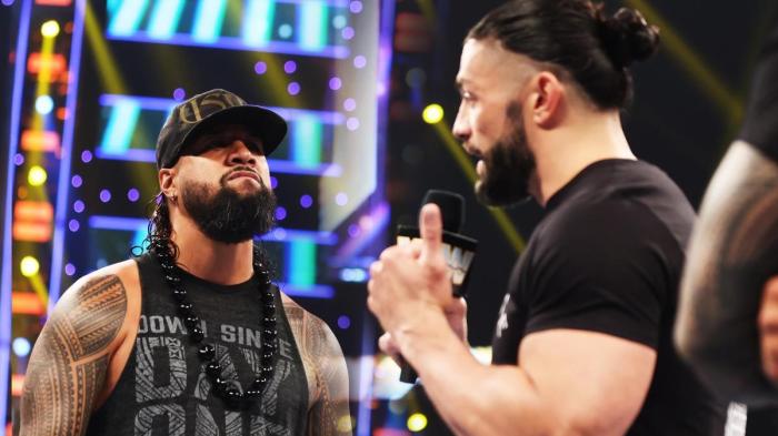 Jimmy Uso y Roman Reigns