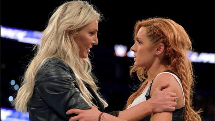 Charlotte Flair y Becky Lynch