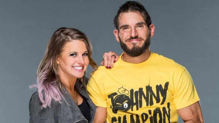 Johnny Gargano y Candice LeRae