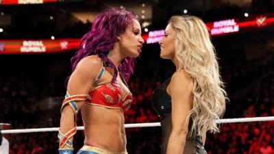 Trish Stratus y Sasha Banks