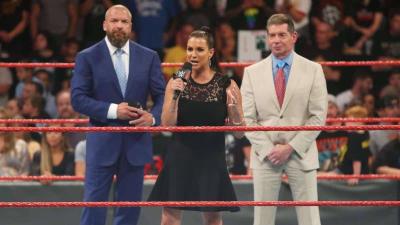 Triple H, Stephanie y Vince McMahon