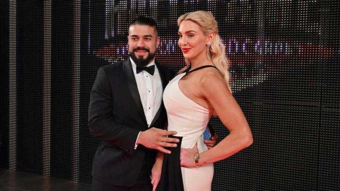 Charlotte Flair y Andrade El Ídolo