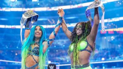 Naomi y Sasha Banks