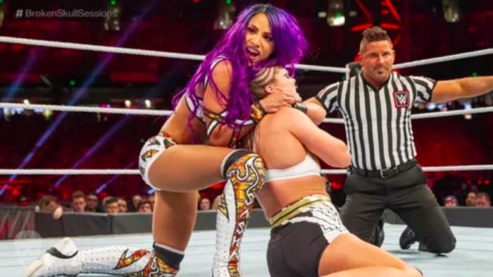 Sasha Banks, Ronda Rousey