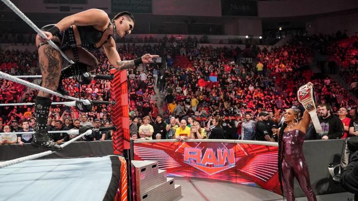 WWE Raw