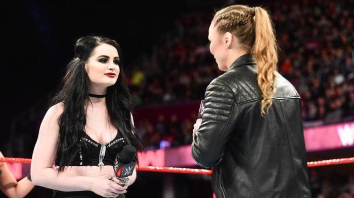 Paige y Ronda Rousey