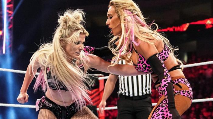 Alexa Bliss y Carmella (WWE Raw)