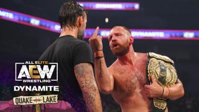 Jon Moxley y CM Punk (AEW Dynamite Quake by the Lake)