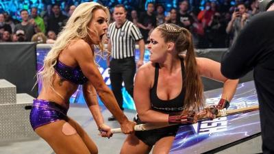 Charlotte Flair y Ronda Rousey (WWE)