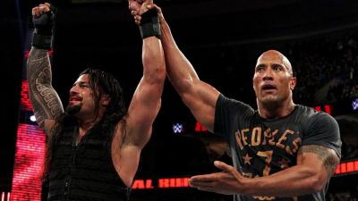 Roman Reigns y The Rock