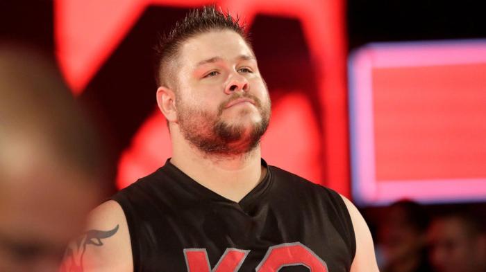 Kevin Owens asegura que no tiene motivos para no renovar con WWE