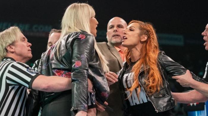 Charlotte y Becky Lynch