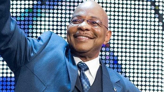 Teddy Long 