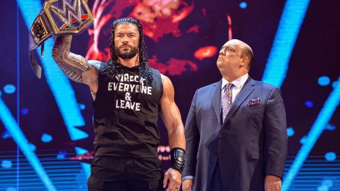 Roman Reigns y Paul Heyman