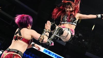 IYO SKY y Asuka