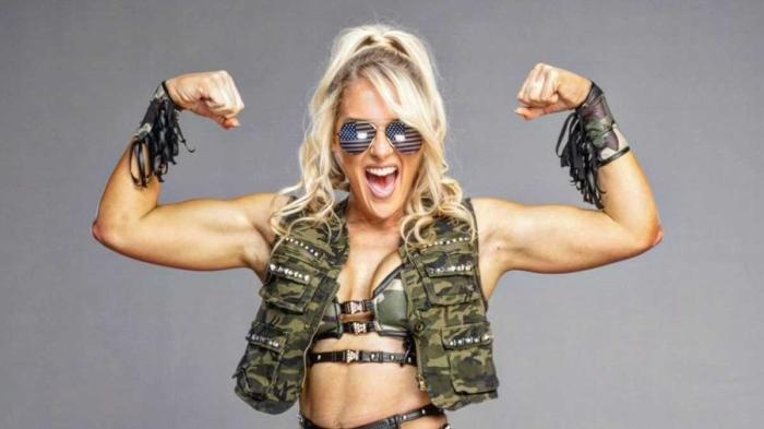 Lacey Evans