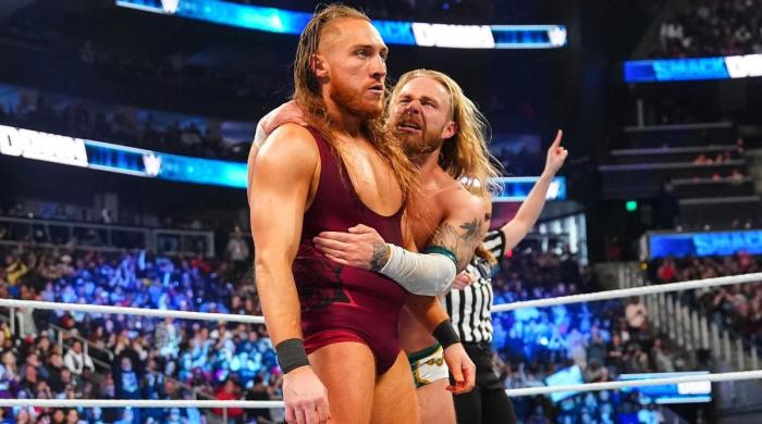 Pete Dunne y Tyler Bate