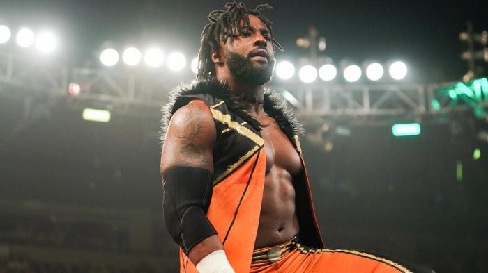 Cedric Alexander insinúa su intención de luchar en TNA
