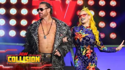 Johnny TV y Taya Valkyrie