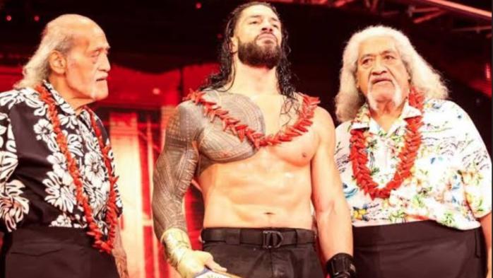 Afa Anoa’i Roman Reings i Sika Anoa'i