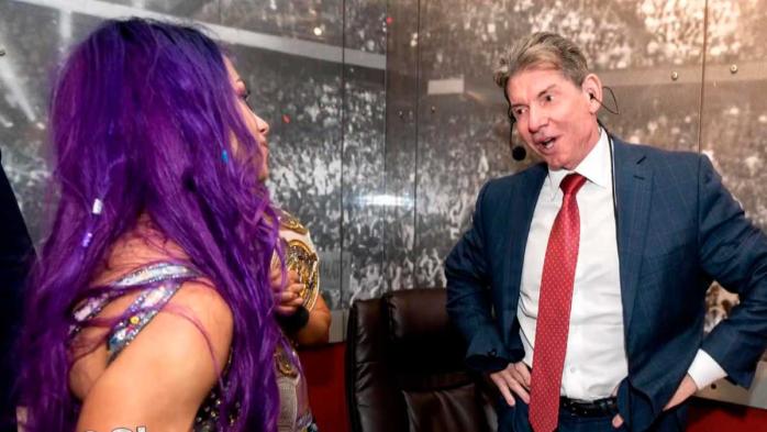 Sasha Banks y Vince McMahon