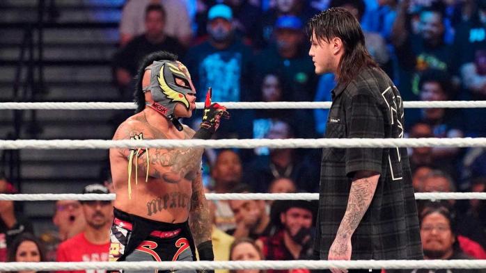 Rey y Dominik Mysterio