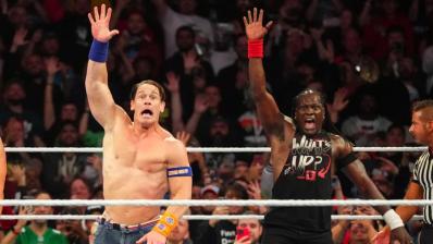 R-Truth y John Cena