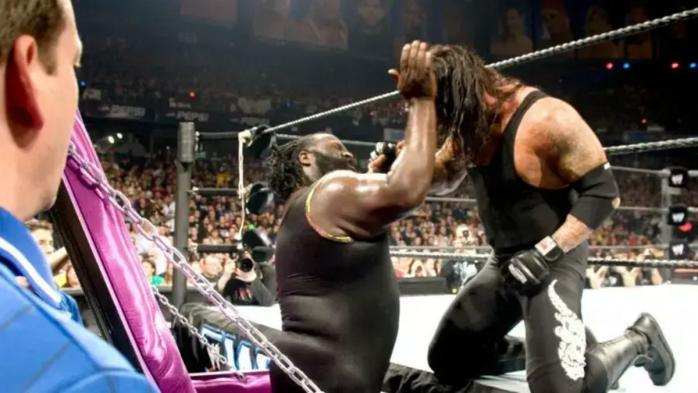 Mark Henry vs. The Undertaker