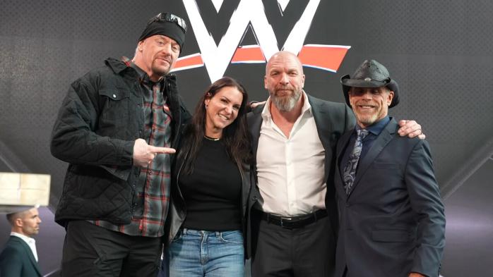 Triple H y The Undertaker 