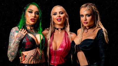 Scarlett, Shotzi y Harley Cameron