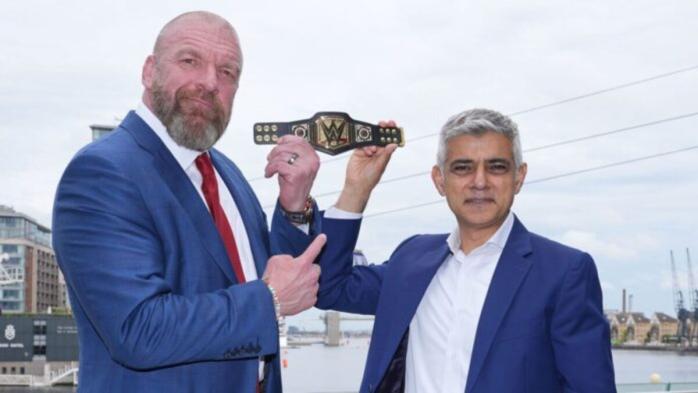 Triple H y Sadiq Khan