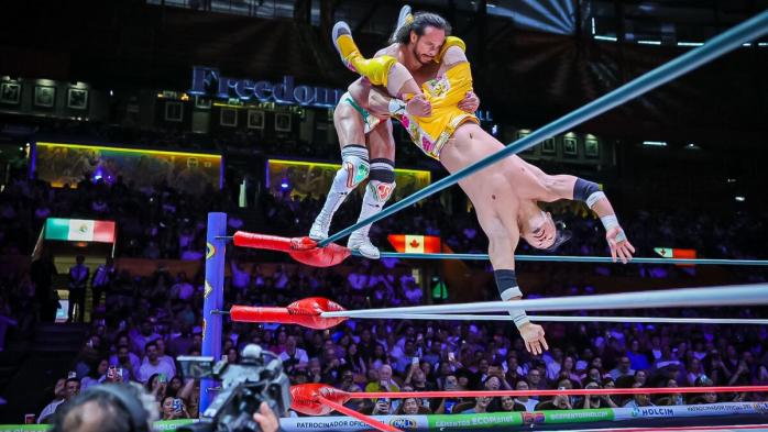 CMLL 