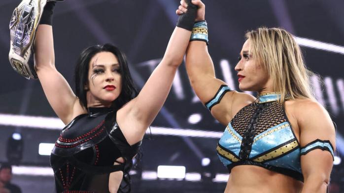 Stephanie Vaquer y Jordynne Grace 