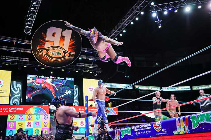 CMLL