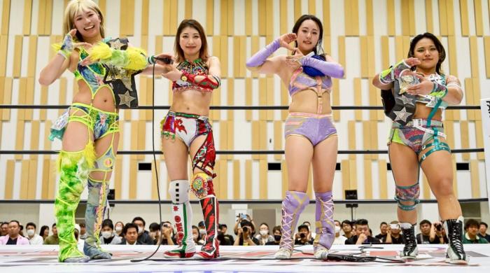 STARDOM