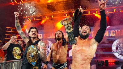 Finn Balor y JD McDonagh 
