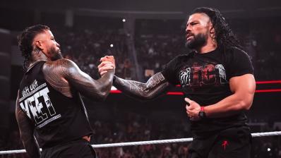 Roman Reigns y Jey Uso Roman Reigns y Jey Uso