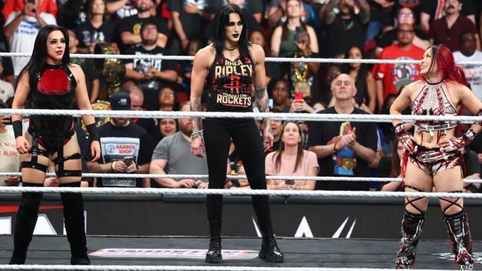 WWE RAW 28 de Julio WWE RAW 28 de Julio