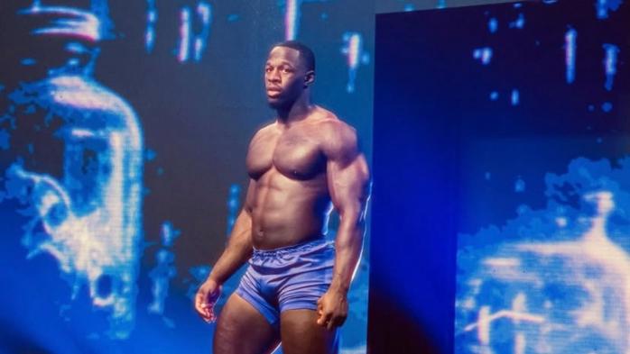 Jamar Hampton, talento del Performance Center, cuestiona los homenajes a Hulk Hogan