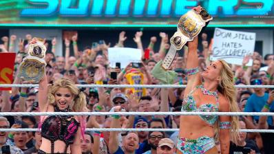 Alexa Bliss y Charlotte Flair en SummerSlam