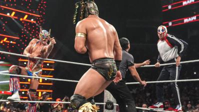 WWE Raw tercer Grande Americano 