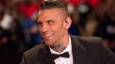 El comentarista de WWE Corey Graves El comentarista de WWE Corey Graves