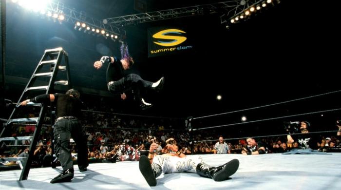 D'Von Dudley recuerda el momento más aterrador de su TLC Match en WWE SummerSlam 2000 D'Von Dudley recuerda el momento más aterrador de su TLC Match en WWE SummerSlam 2000