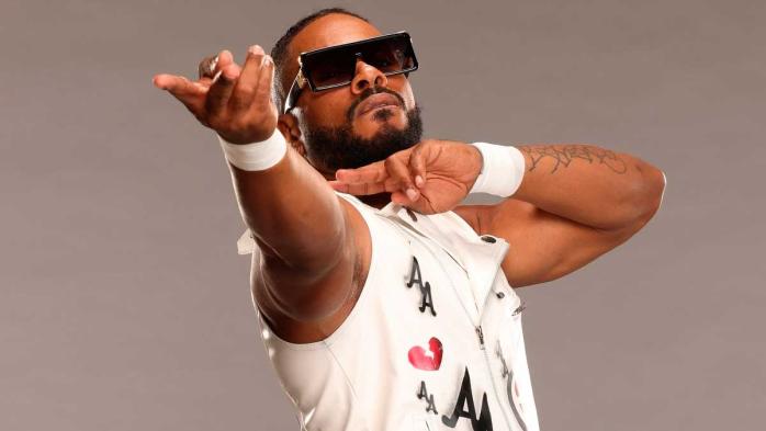 Ashante Thee Adonis anuncia su salida de WWE