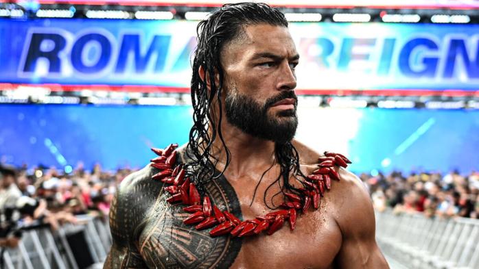 Roman Reigns protagoniza el póster oficial de WWE Clash in Paris 2025