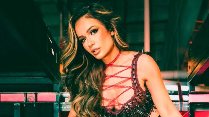 Scarlett Bordeaux confirma su disponibilidad para aparecer en otras empresas