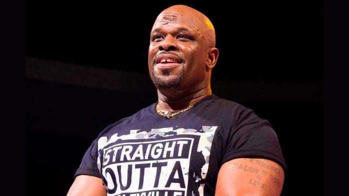D-Von Dudley hace las paces con Dixie Carter en el funeral de Hulk Hogan