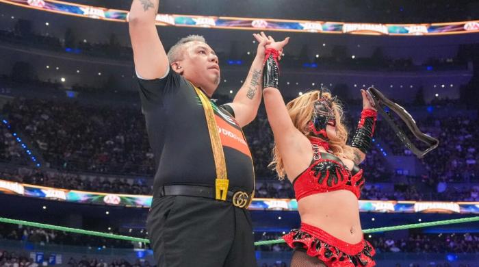 Lady Flammer retiene el Campeonato Reina de Reinas en Triplemanía XXXIII